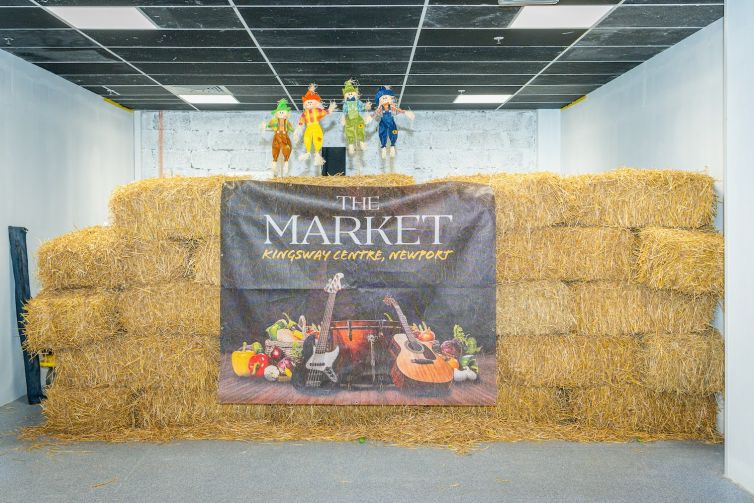 The Market 01